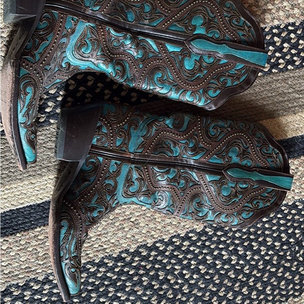 Women's Embroidered Western Boots - Teal and Brown